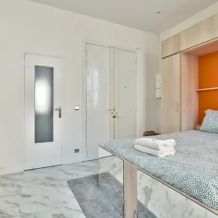 Magnifique Studio Auteuil Apartmán *